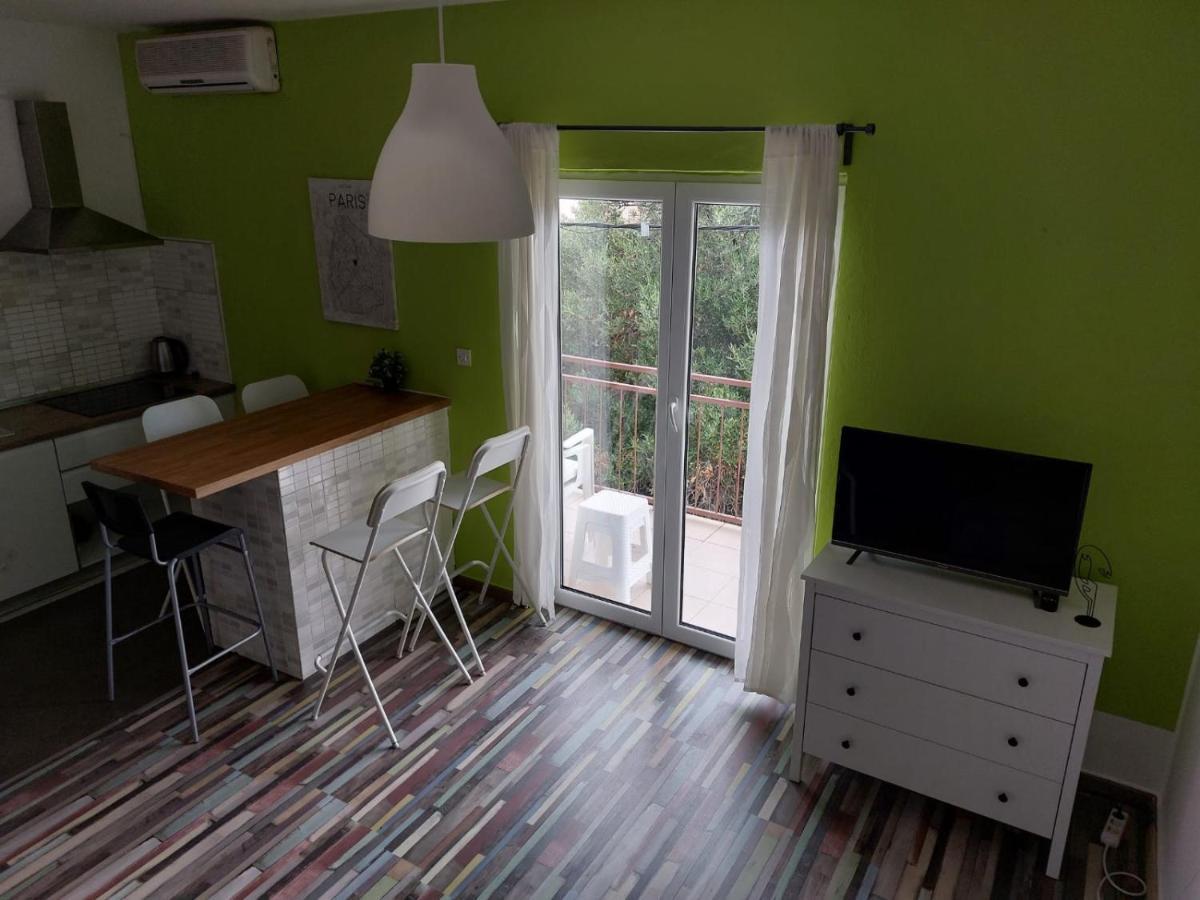 Apartmani Radic Rg Rogoznica  Exteriör bild