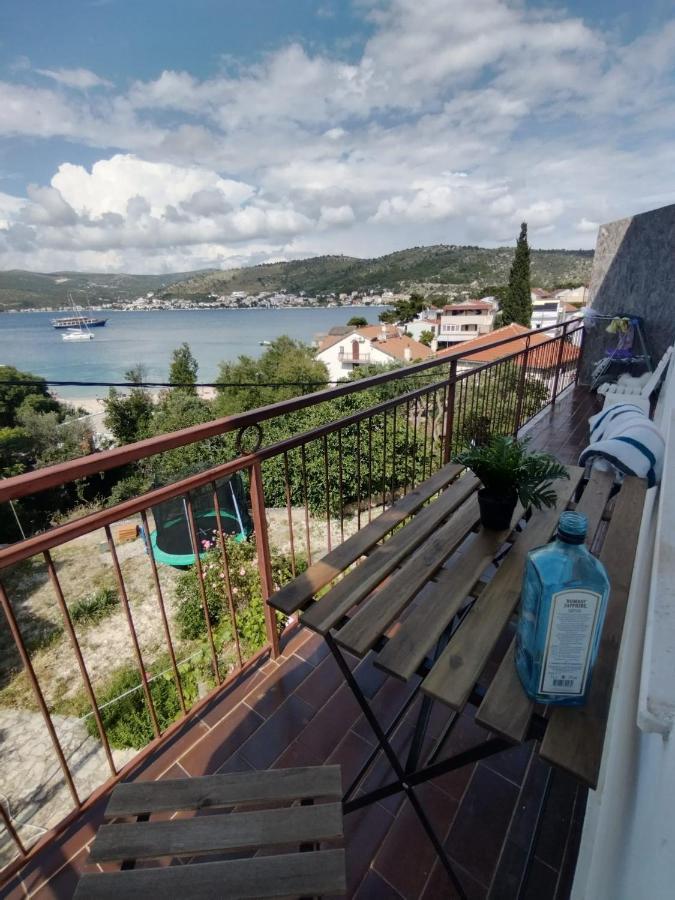 Apartmani Radic Rg Rogoznica  Exteriör bild